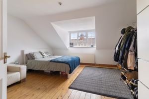 bedroom 1- click for photo gallery